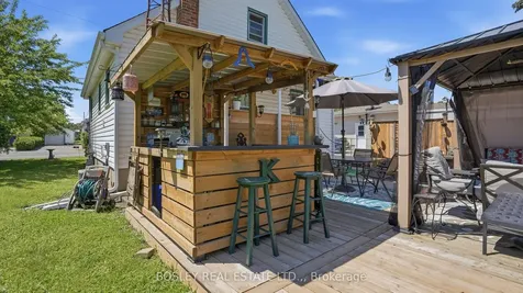 29 Bloomfield Avenue St. Catharines ON L2P 1X2