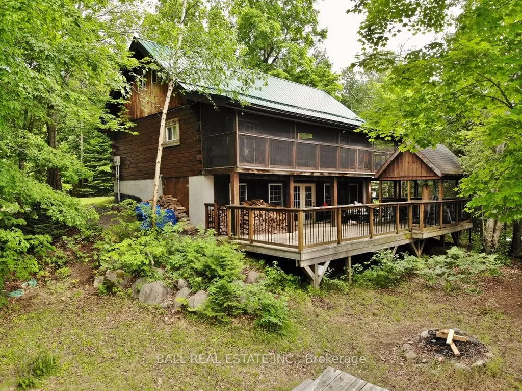301b Terry's Addington Highlands ON K0L 1W0