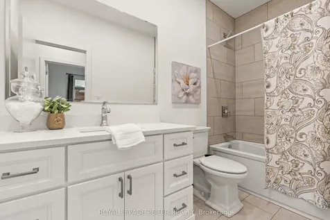 53 Detroit Chatham-kent ON N7M 0J4