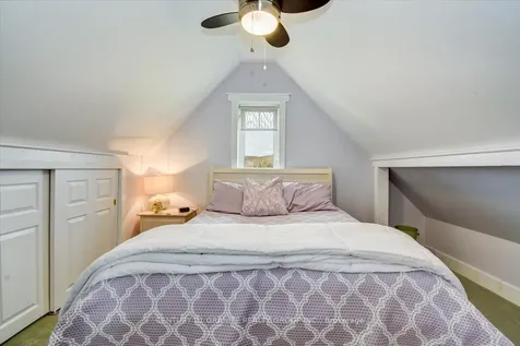 294 Holland Lake Bancroft ON K0L 1C0