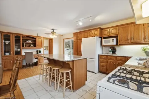 222 Cornell Central Elgin ON N5L 1A5