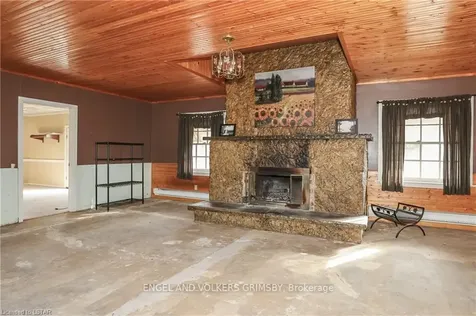 75486 Bluewater Highway Road Bluewater ON N0M 1G0