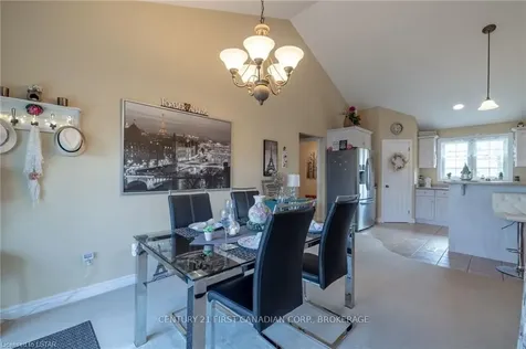 54 Oxford E Blandford-blenheim ON N0J 1G0