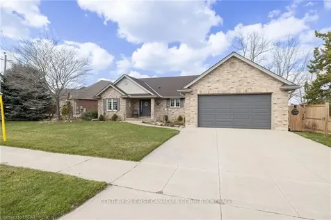 54 Oxford E Blandford-blenheim ON N0J 1G0