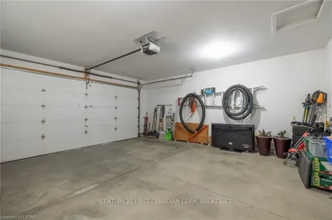 54 Oxford E Blandford-blenheim ON N0J 1G0