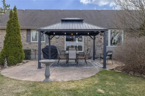 54 Oxford E Blandford-blenheim ON N0J 1G0