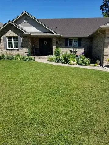 54 Oxford E Blandford-blenheim ON N0J 1G0