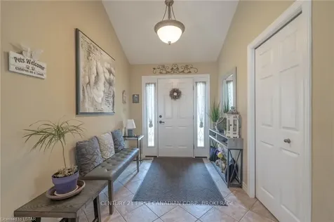 54 Oxford E Blandford-blenheim ON N0J 1G0