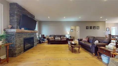 43 Brenmar Crescent Central Elgin ON N0L 1B0