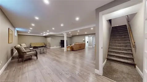 43 Brenmar Crescent Central Elgin ON N0L 1B0