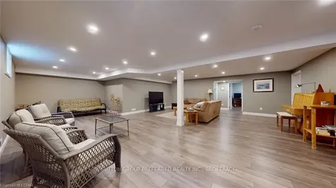 43 Brenmar Crescent Central Elgin ON N0L 1B0