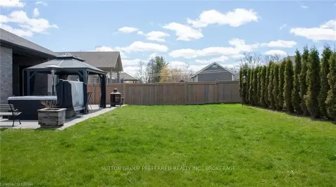 43 Brenmar Crescent Central Elgin ON N0L 1B0