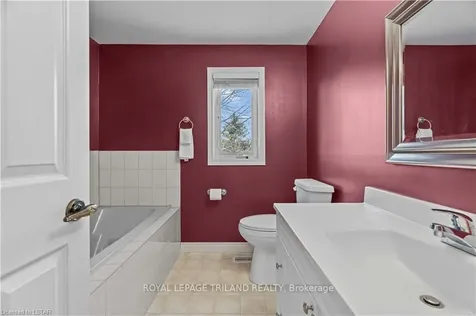 28649 Dolphin Road Adelaide Metcalfe ON N7G 3H7