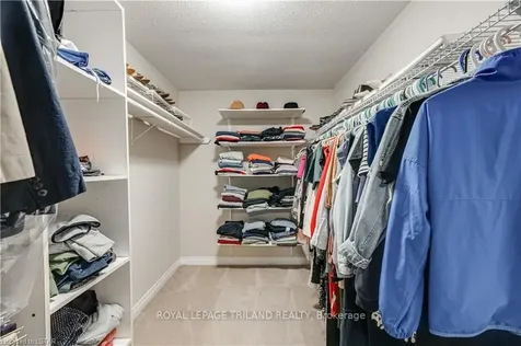 28649 Dolphin Road Adelaide Metcalfe ON N7G 3H7