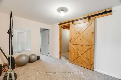 28649 Dolphin Road Adelaide Metcalfe ON N7G 3H7