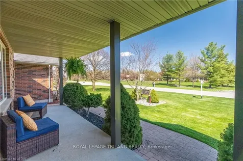 28649 Dolphin Road Adelaide Metcalfe ON N7G 3H7