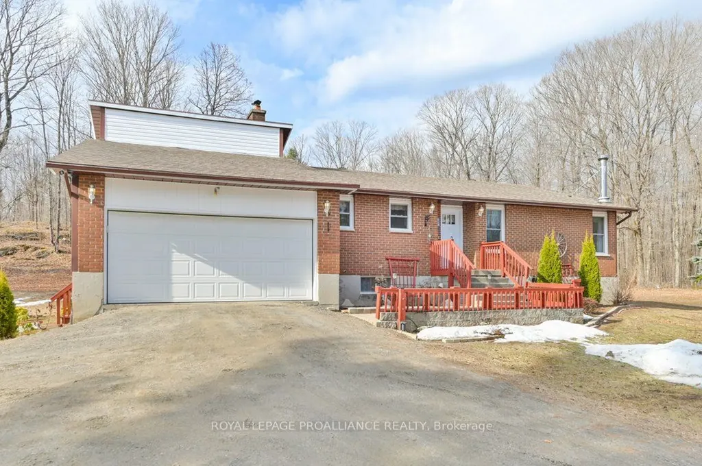 12599 Highway 41 Addington Highlands ON K0H 2G0
