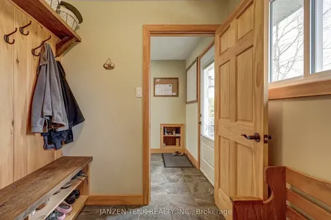 57604 Tunnel Bayham ON N0J 1Z0