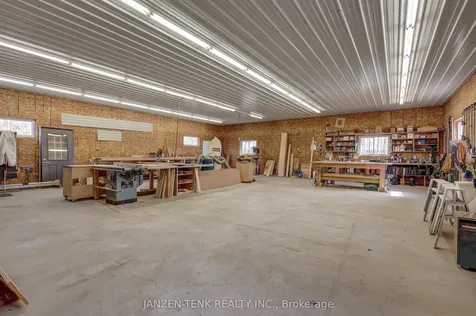 57604 Tunnel Bayham ON N0J 1Z0