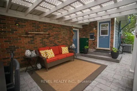 111 Tutela Heights Road Brantford ON N3T 1A5