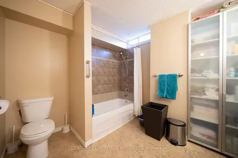 6 Alfred Brantford ON N3S 7M4