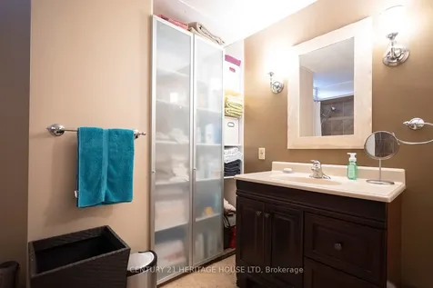 6 Alfred Brantford ON N3S 7M4