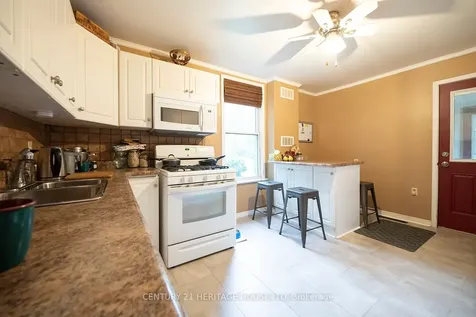 6 Alfred Brantford ON N3S 7M4