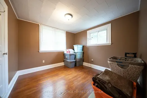 6 Alfred Brantford ON N3S 7M4