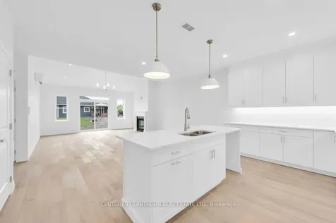 73 Seymour Street W Centre Hastings ON K0K 2K0