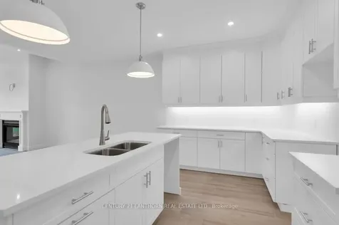 73 Seymour Street W Centre Hastings ON K0K 2K0