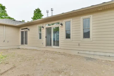 73 Seymour Street W Centre Hastings ON K0K 2K0