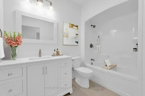 73 Seymour Street W Centre Hastings ON K0K 2K0