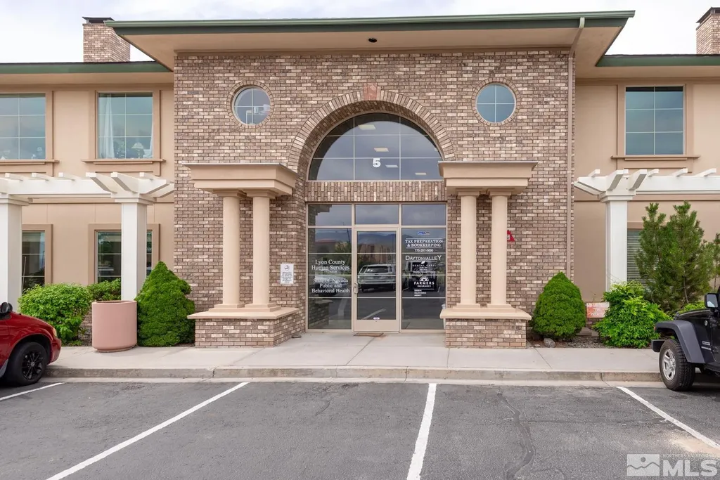 5 Pine Cone Dayton NV 89403