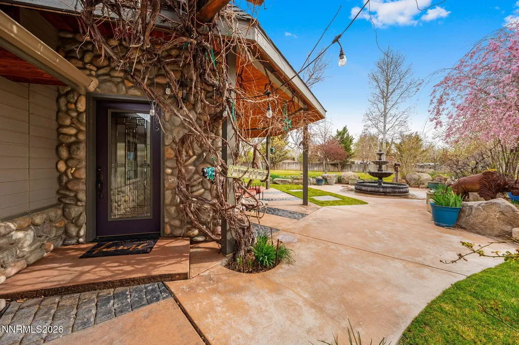 951 Riverview Gardnerville NV 89460