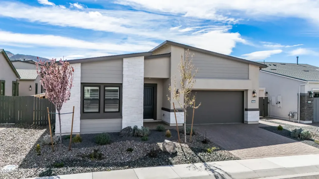 2316 Hammer Falls Reno NV 89521