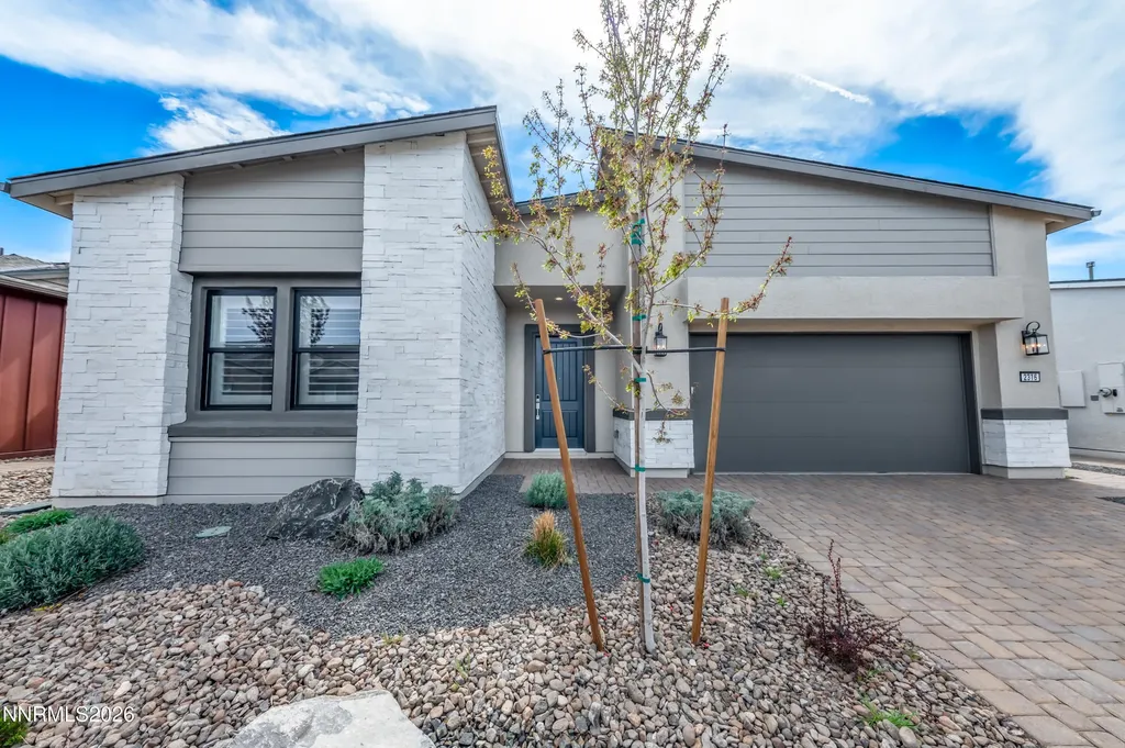 2316 Hammer Falls Reno NV 89521