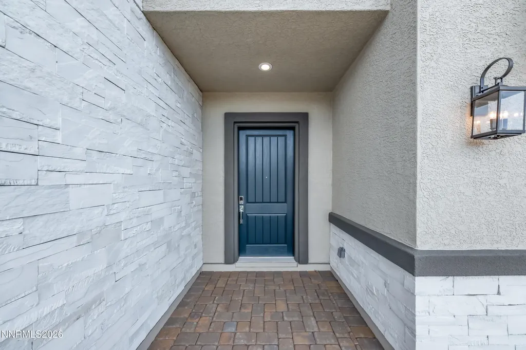2316 Hammer Falls Reno NV 89521