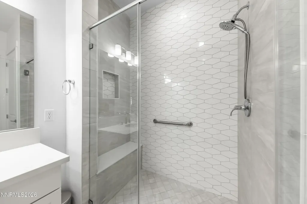 2316 Hammer Falls Reno NV 89521