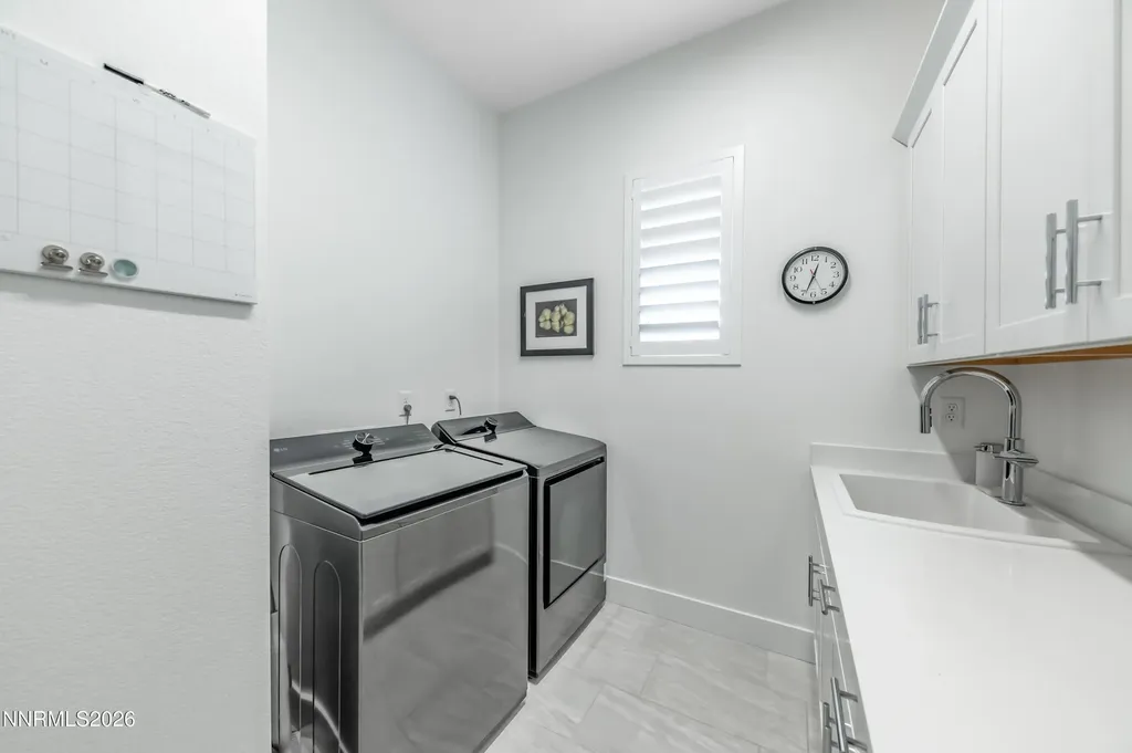 2316 Hammer Falls Reno NV 89521