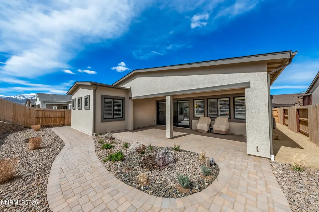 2316 Hammer Falls Reno NV 89521
