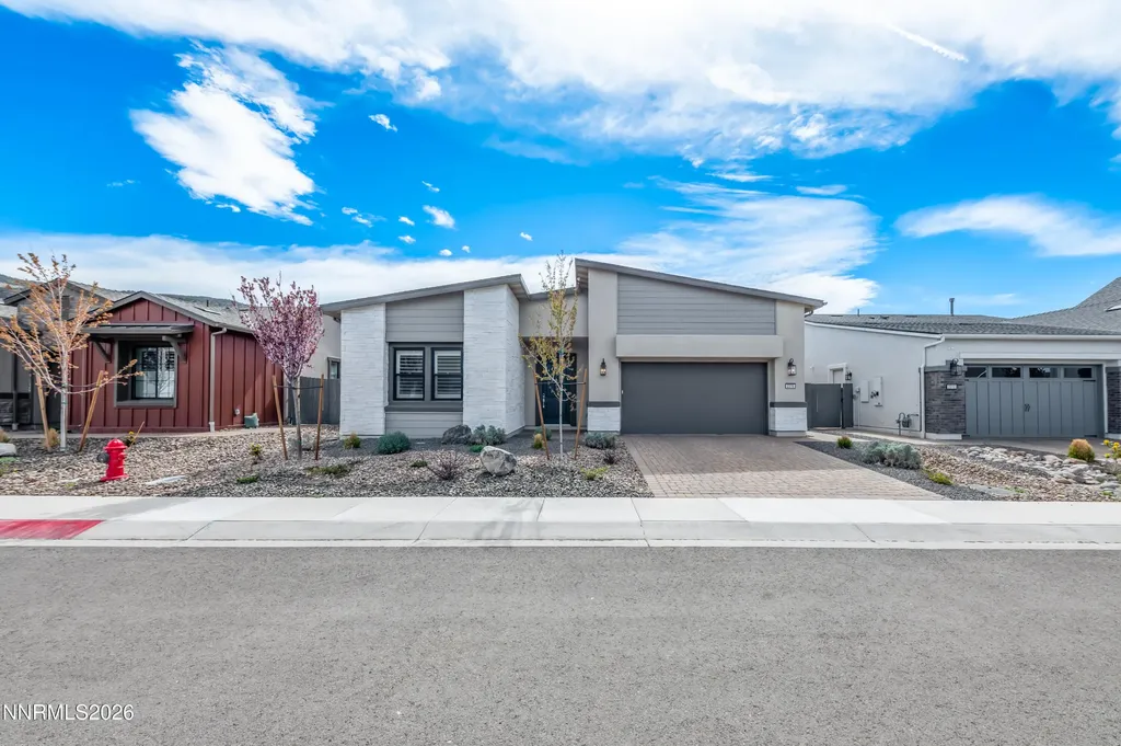 2316 Hammer Falls Reno NV 89521