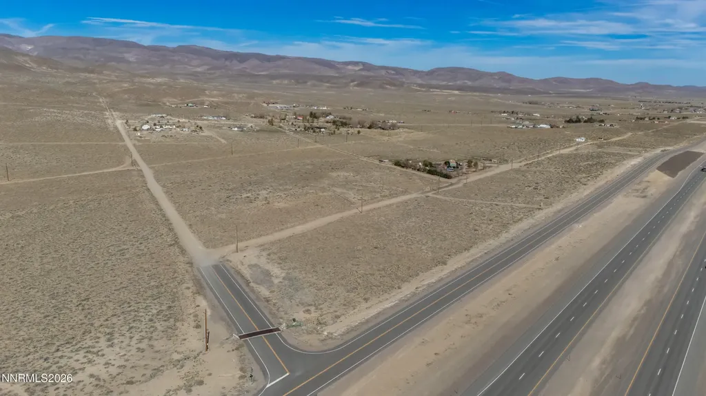 5925 Anita Silver Springs NV 89429