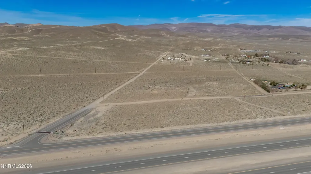 5925 Anita Silver Springs NV 89429