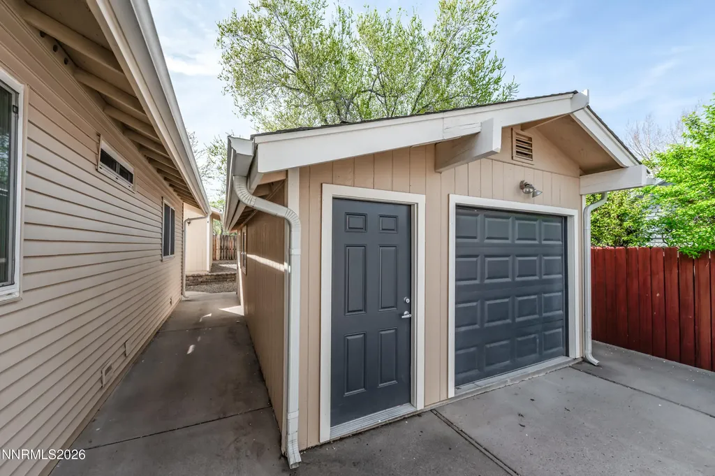 11130 Bondshire Reno NV 89511