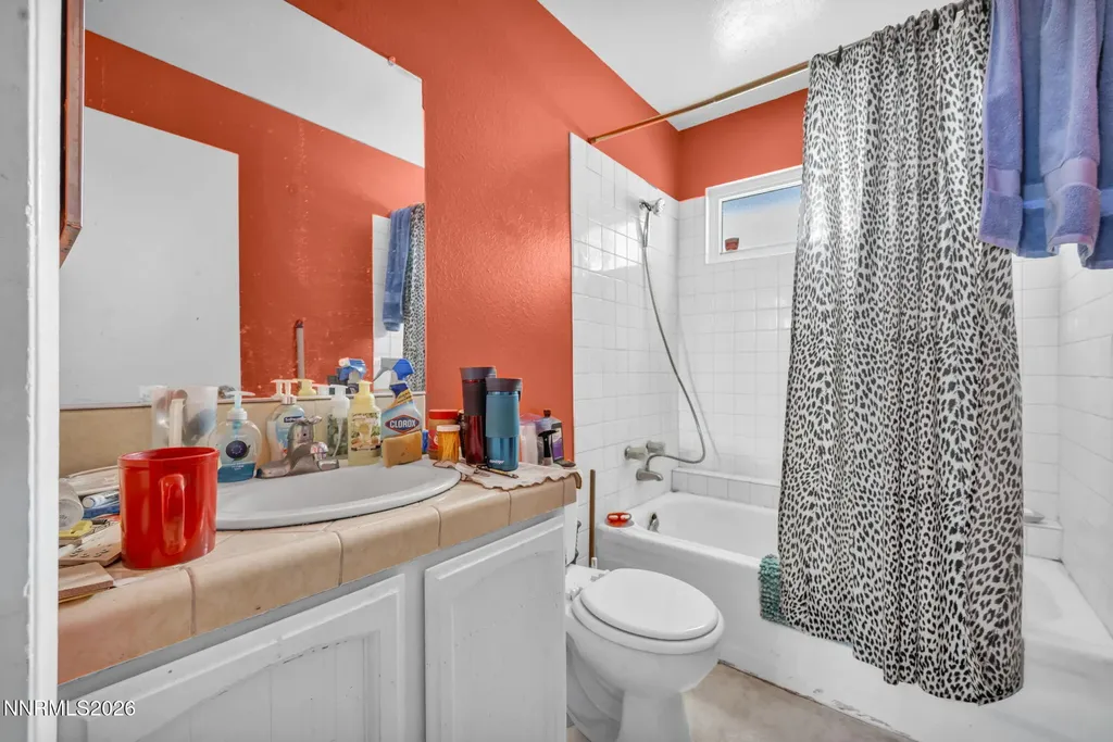 3035 Everett Reno NV 89503
