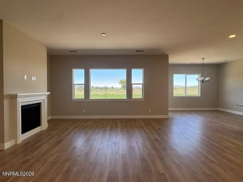 584 Sage Grouse Gardnerville NV 89460