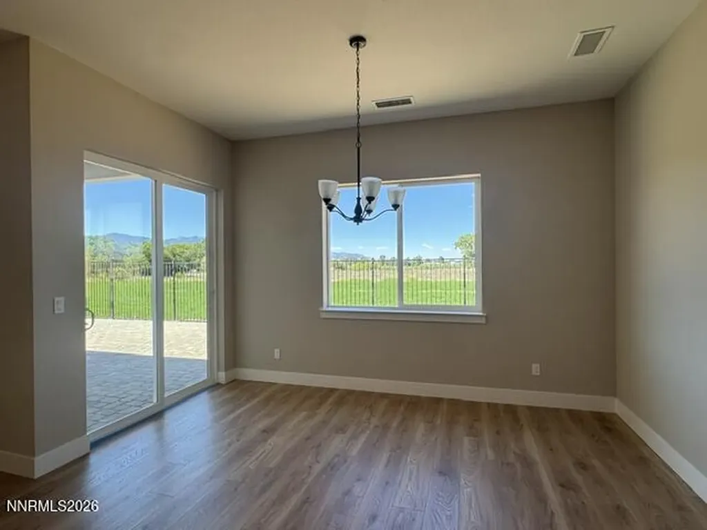 584 Sage Grouse Gardnerville NV 89460