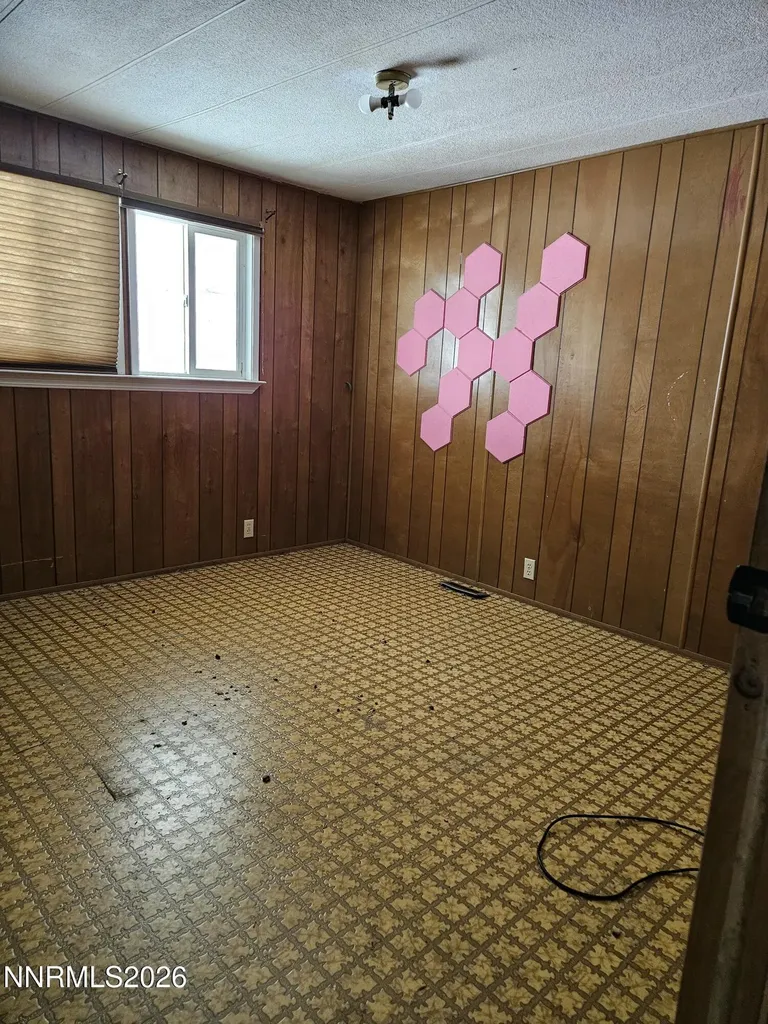 1234 Kingslane Gardnerville NV 89410