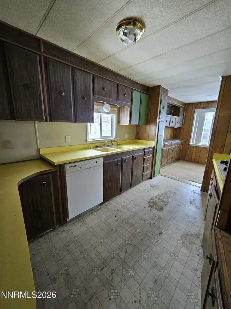 1234 Kingslane Gardnerville NV 89410