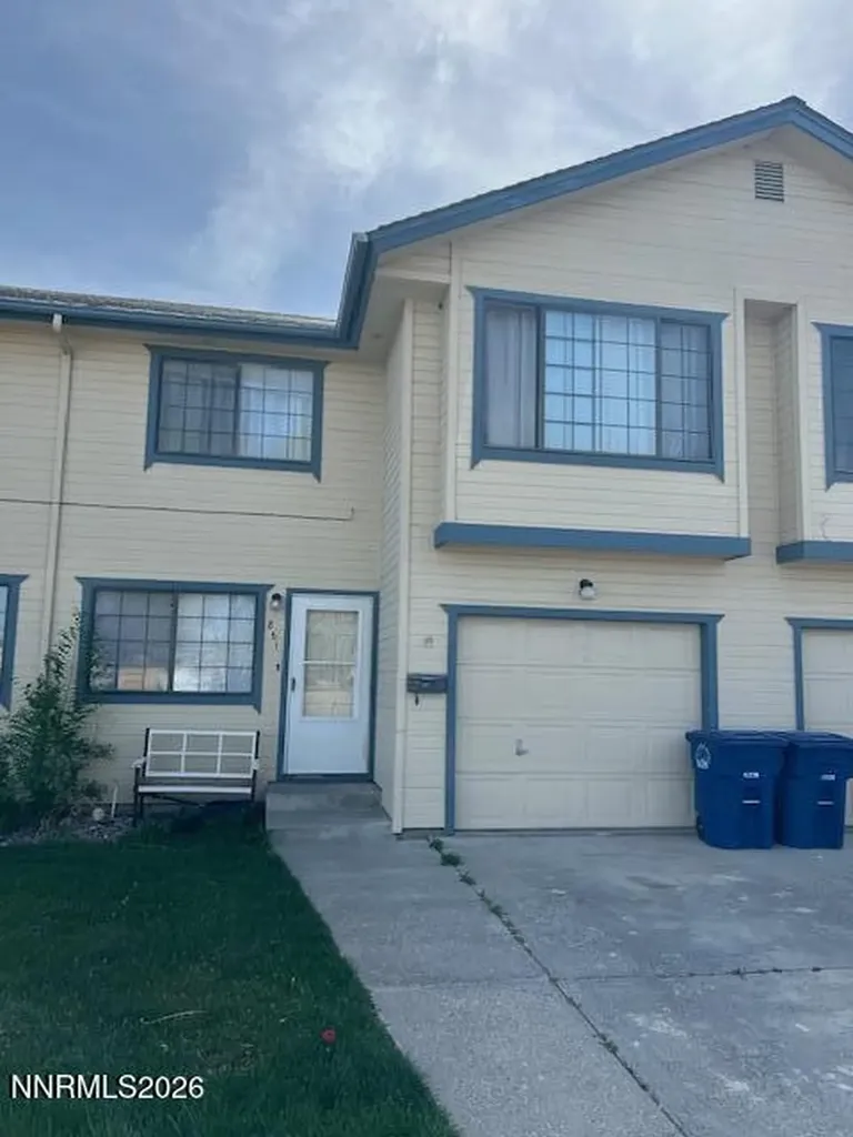 861 Center Fallon NV 89406
